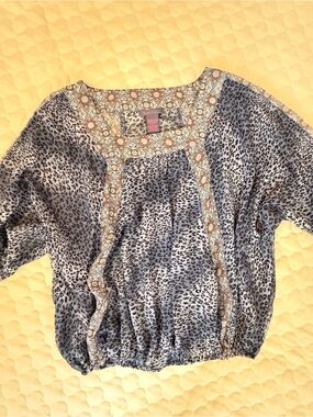 Fire Los Angeles Gray Leopard Print Dolman Tunic with Floral Trim